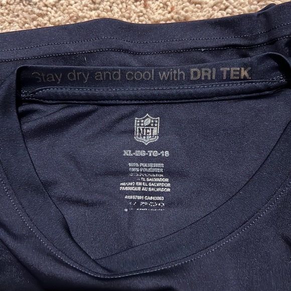 NFL Seattle Seahawks Wilson Short Sleeve T-shirt Blue Kids XL - Picture 4 of 6